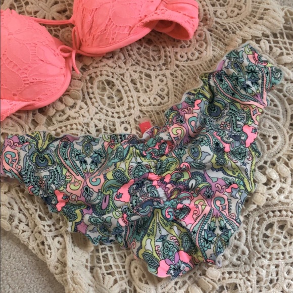 bikini set - Picture 2 of 3